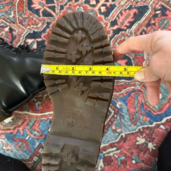 Dr. Martens Black Leather Boots MADE IN ENGLAND - Picture 9 of 9